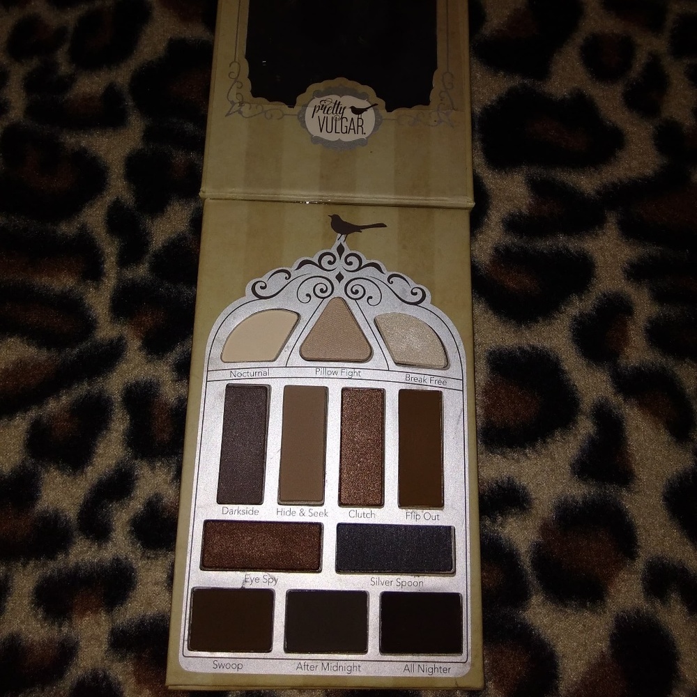 Pretty Vulgar Nightingale Eyeshadow Palette
